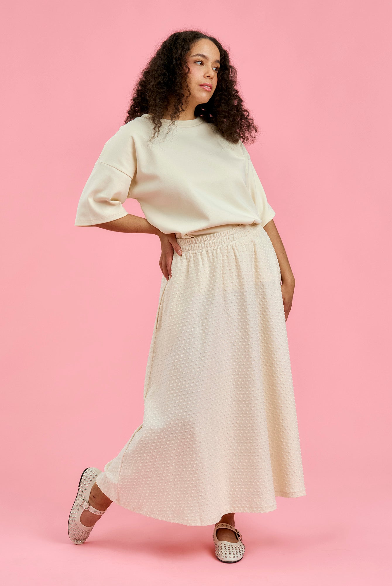 Paita: L / Hame: M - 170cm