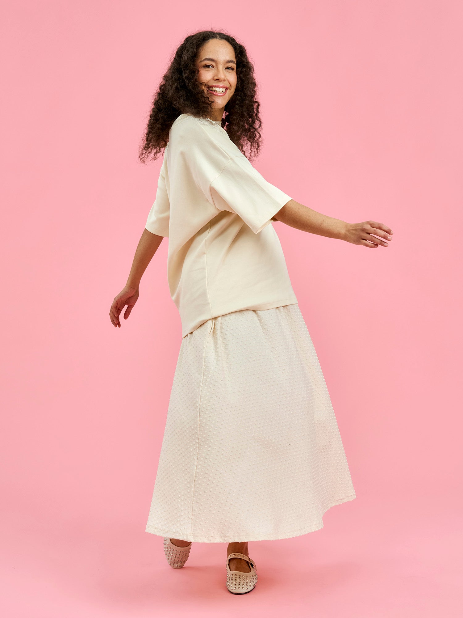 Paita: L / Hame: M - 170cm