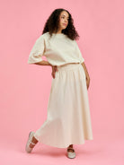 Paita: L / Hame: M - 170cm