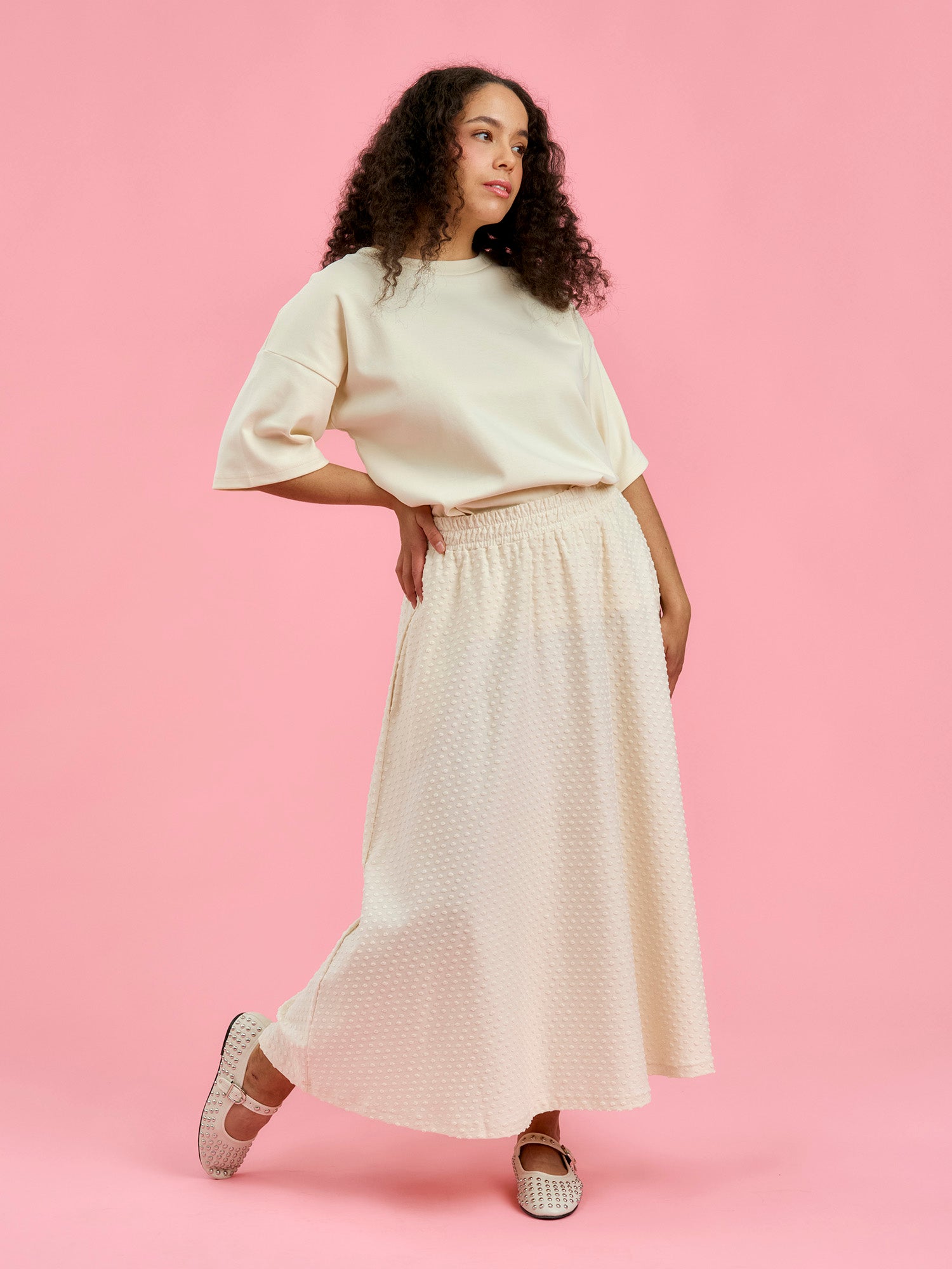 Paita: L / Hame: M - 170cm